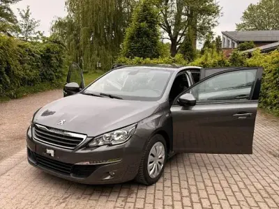 Gebraucht Peugeot 308 SW Active 110 PS (80 kW) 2016 Grau Kombi