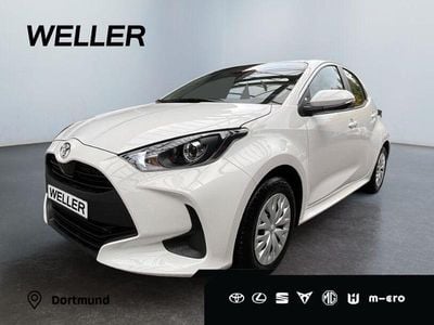 Neu Toyota Yaris Hybrid 116 PS (85 kW) 2025 Weiss Kleinwagen