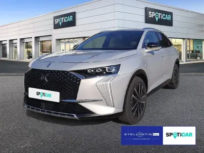 Gebraucht DS Automobiles DS7 Crossback Opera 131 PS (96 kW) 2024 Grau SUV