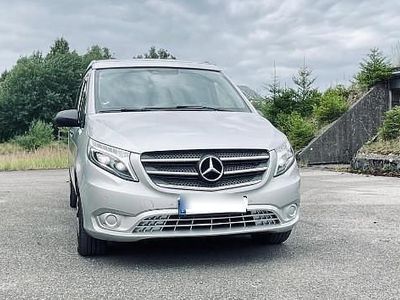 Mercedes V250