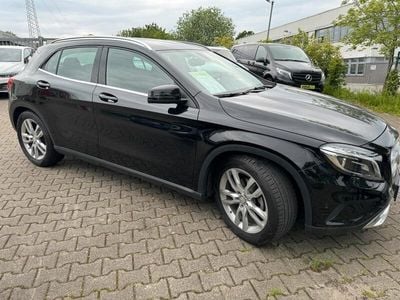 Mercedes GLA200