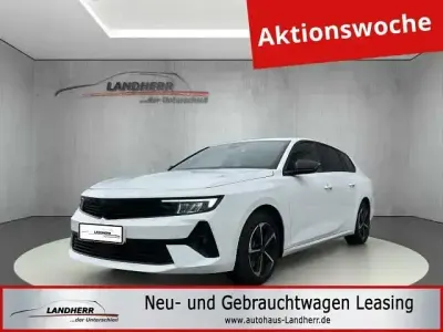 Używany Opel Astra 131 KM (96 kW) 2024 Biały Hatchback
