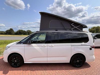 Neu VW California Beach 150 PS (110 kW) 2026 Candyweiß dach midnight schwa Van