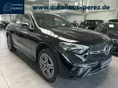 Gebraucht Mercedes GLC300 Premium 204 PS (150 kW) 2023 Schwarz SUV