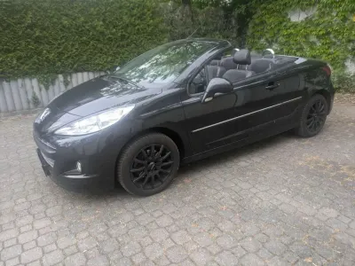 Gebraucht Peugeot 207 CC Platinum 111 PS (81 kW) 2011 Schwarz Cabrio
