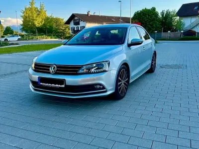 Gebraucht VW Jetta 110 PS (80 kW) 2014 Silber Limousine