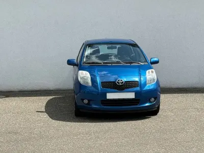 Gebraucht Toyota Yaris Team 87 PS (63 kW) 2008 Blau Kleinwagen