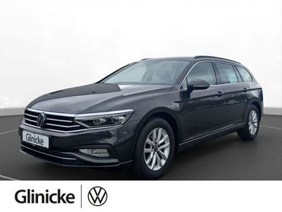 Grau Gebraucht 2023 VW Passat Business Kombi | 26.490 € (Etwas zu teuer)