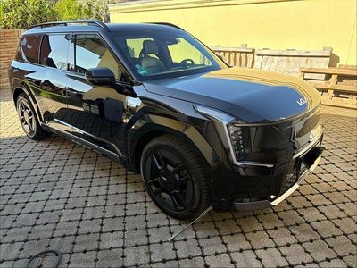 Second-hand Kia EV9 GT-Line 283 kW (385 CP) 2024 Negru SUV