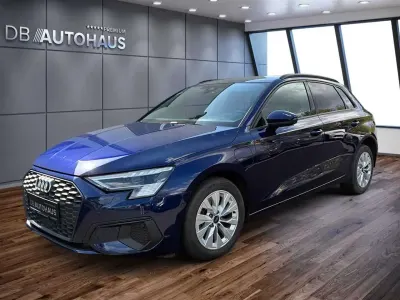 Gebraucht Audi A3 204 PS (150 kW) 2024 Blau Limousine