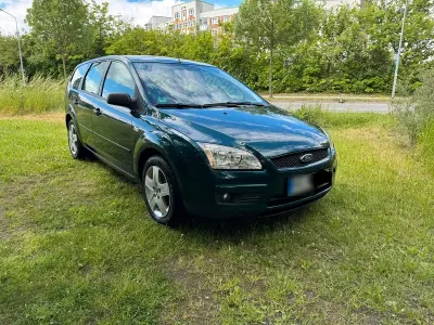 Gebraucht Ford Focus 109 PS (80 kW) 2007 Grün Kombi