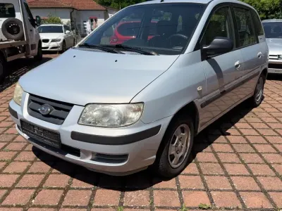 Gebraucht Hyundai Matrix 82 PS (60 kW) 2004 Silber Van / Kleinbus