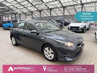 Gebraucht Kia Ceed Vision 120 PS (88 kW) 2024 Weiß Kleinwagen