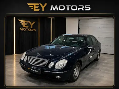 Gebraucht Mercedes E240 176 PS (129 kW) 2002 Blau Limousine