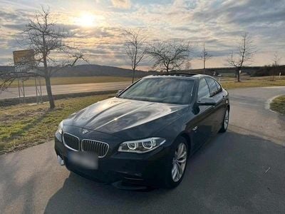 Gebraucht BMW M550 381 PS (280 kW) 2015 Blau Limousine