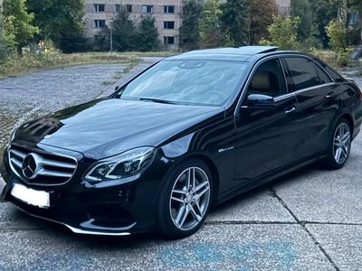 Usata Mercedes E500 Avantgarde 408 CV (300 kW) 2014 Nero Berlina