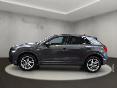 Gebraucht Audi Q2 S-Line 190 PS (139 kW) 2025 Grau metallic SUV