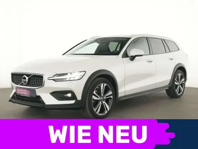 Gebraucht Volvo V60 CC Pro 250 PS (183 kW) 2022 Crystal white Kombi