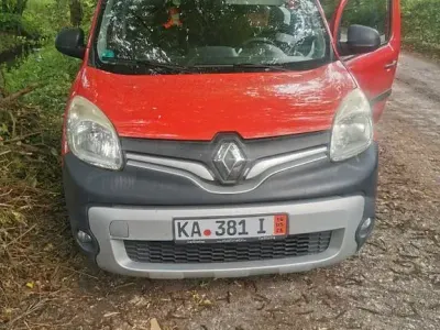 Gebraucht Renault Kangoo 90 PS (66 kW) 2015 Rot Van / Kleinbus