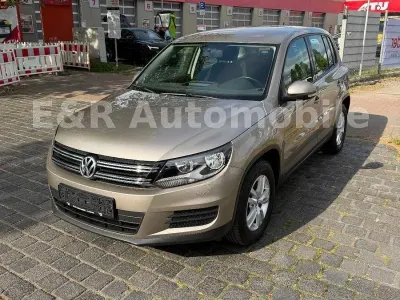 Gebraucht VW Tiguan Trendline 160 PS (117 kW) 2014 Beige SUV