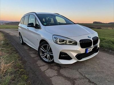 Gebraucht BMW 218 Gran Tourer M Sport 136 PS (100 kW) 2021 Weiß Van / Kleinbus