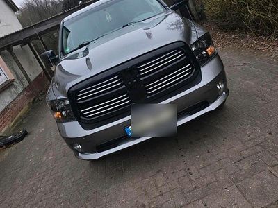 Gebraucht Dodge Ram 309 PS (227 kW) 2015 Silber Pickup