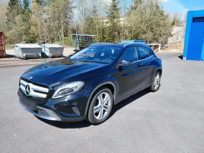 Brugt Mercedes GLA200 Urban 156 HK (114 kW) 2014 Sort SUV