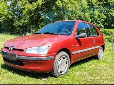 Peugeot 106