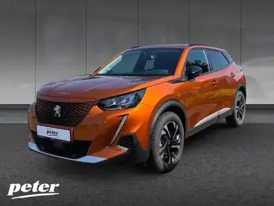 Gebraucht Peugeot e-2008 Allure 100 kW (136 PS) 2022 Orange SUV