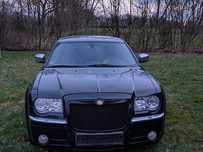 Second-hand Chrysler 300C 193 CP (141 kW) 2010 Negru Berlinǎ