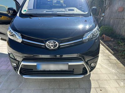 Usata Toyota Proace Executive 177 CV (130 kW) 2018 Nero Monovolume
