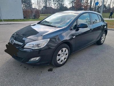 Gebraucht Opel Astra 110 PS (80 kW) 2011 Schwarz Limousine