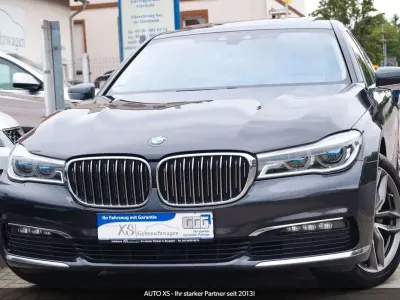 Gebraucht BMW 730 Sport Line 265 PS (194 kW) 2017 Grau Limousine