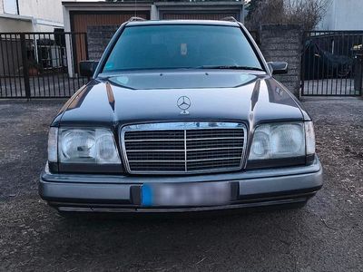 Gebraucht Mercedes 200 137 PS (100 kW) 1994 Grau Kombi