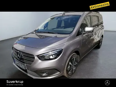 Gebraucht Mercedes T180 Progressive 131 PS (96 kW) 2026 Grau Van / Kleinbus