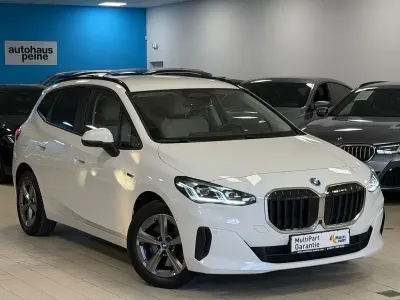 Używany BMW 230 Performance 150 KM (110 kW) 2022 Biały Sedan/Limuzyna