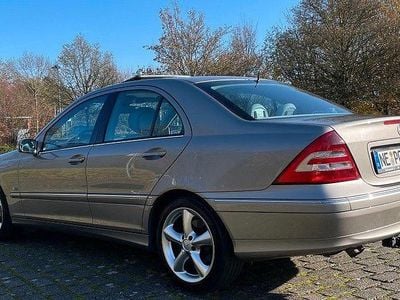 Mercedes C320
