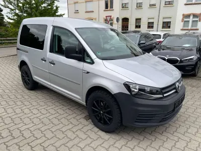 Gebraucht VW Caddy 122 PS (89 kW) 2018 Silber Van / Kleinbus
