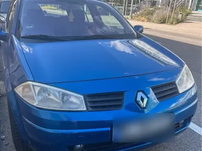 Gebraucht Renault Mégane II 113 PS (83 kW) 2003 Blau Kleinwagen