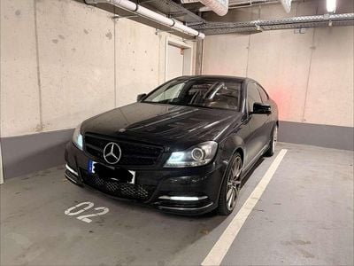 Gebraucht Mercedes C220 AMG line 170 PS (125 kW) 2012 Coupé