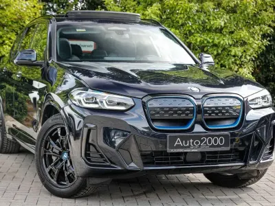 Gebraucht BMW iX3 M Sport 210 kW (286 PS) 2023 Schwarz SUV
