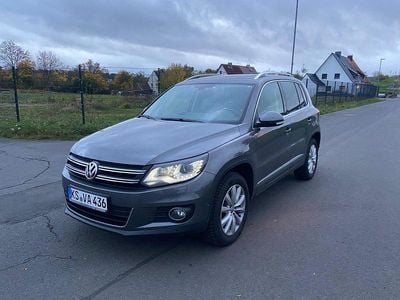 Usado VW Tiguan Sportline 140 HP (102 kW) 2013 Cinzento SUV
