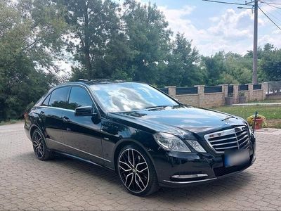 Gebraucht Mercedes E350 231 PS (169 kW) 2009 Schwarz Limousine