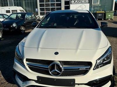 Mercedes CLA45 AMG