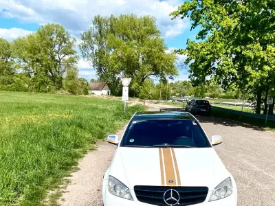 Gebraucht Mercedes 220 163 PS (119 kW) 2008 Weiß Limousine