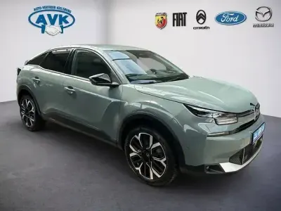 Gebraucht Citroën C4 131 PS (96 kW) 2025 Grün SUV