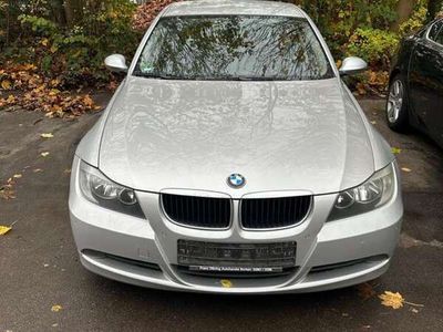 gebraucht BMW 320 320 i Aut.