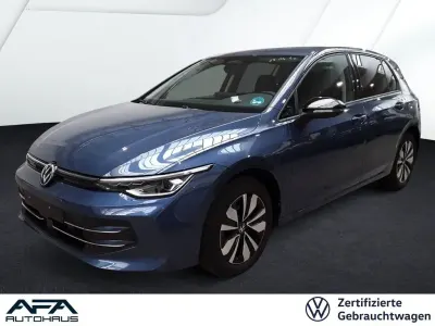 Gebraucht VW Golf VIII Goal 150 PS (110 kW) 2025 Blau Limousine