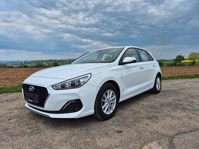Usata Hyundai i30 Select 99 CV (72 kW) 2018 Bianco Berlina