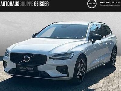 Usata Volvo V60 Plus 197 CV (144 kW) 2025 Bianco Station wagon